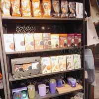 大又舒適✅☕️🫖STARBUCKS 星巴克 (台北圓環門市)