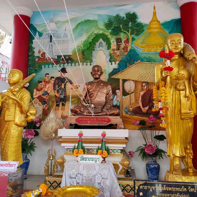 พลับพลาหทัยนเรศวร์     วัดนางพญา พิษณุโลก