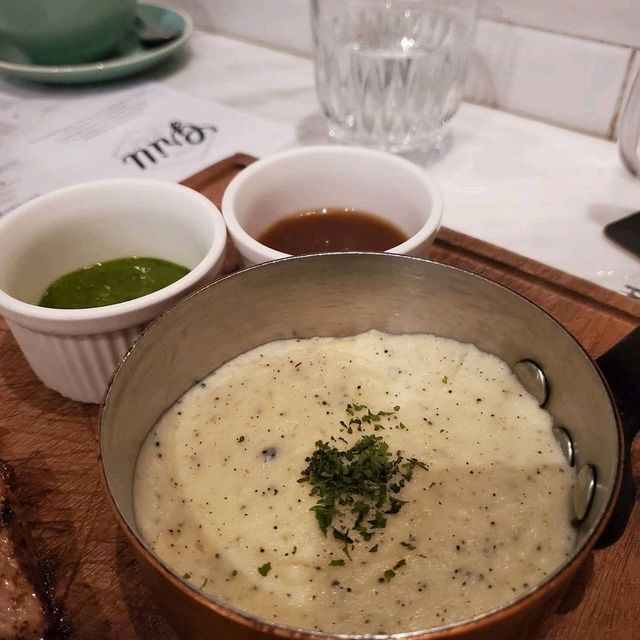  【牛扒青蛙：食肉獸又出末了】