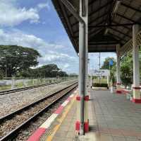 ความประทับใจสถานีรถไฟบ้านกรูด ติดทะเล