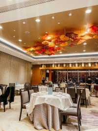 中菜餐廳推出高質大閘蟹宴