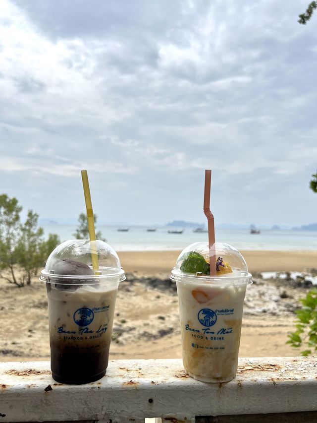 Ban Ta Lay Cafe คาเฟ่ติดทะเลบรรยากาศดี