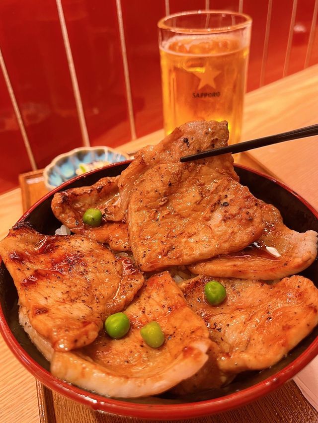 北海道80年老店豚肉丼🐷 北海道80年老店豚肉丼🐷