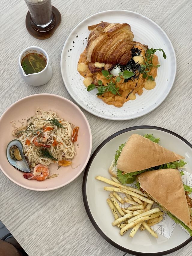 峇里 | kintamani遠眺火山景絕美cafe