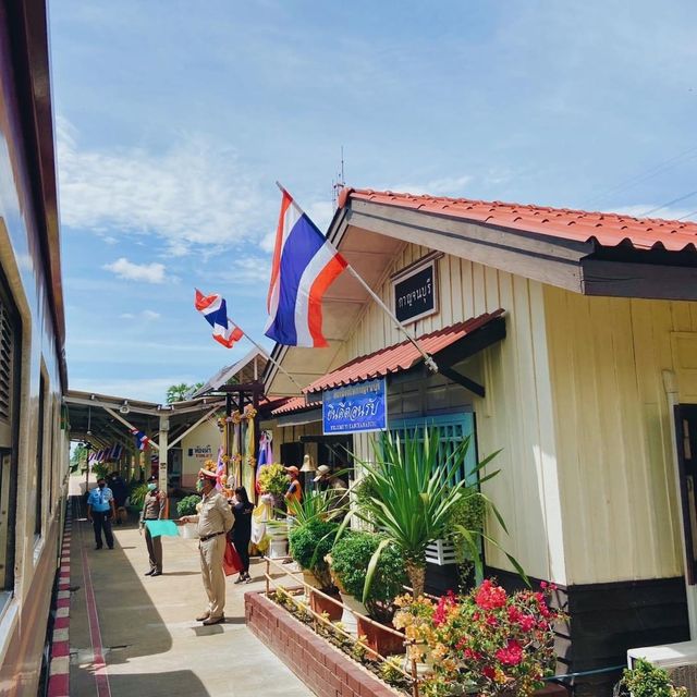 นั่งรถไฟเที่ยวถ้ำกระแซ🚂