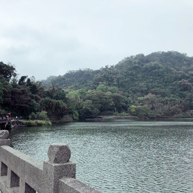 Cihu Mausoleum in Taoyuan 慈湖陵寢