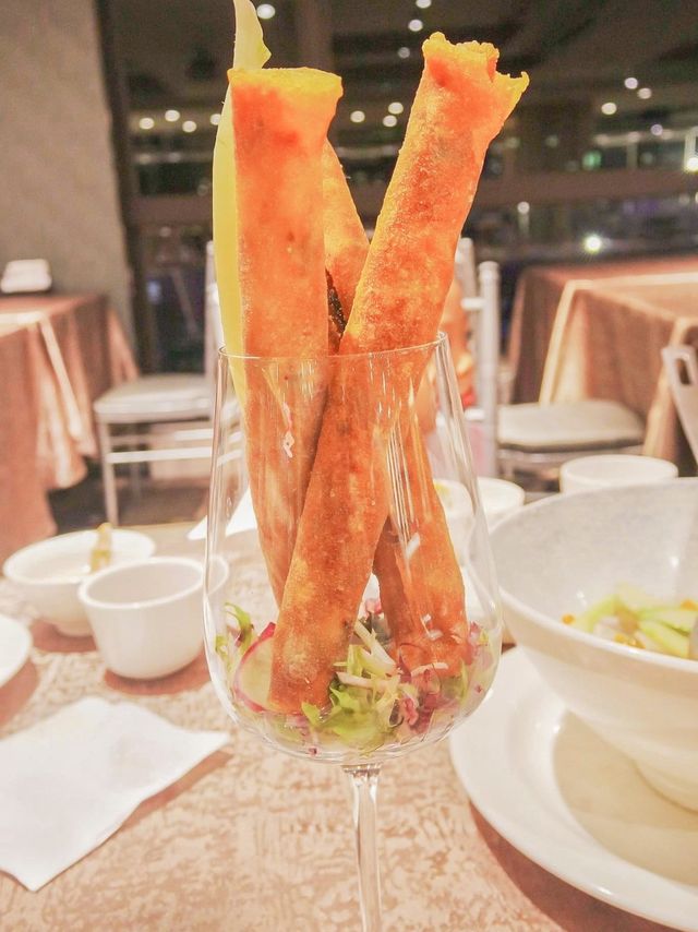 太可愛了,這間飯店居然有童年時期最愛的旋轉木馬,讓人超推的親子飯店