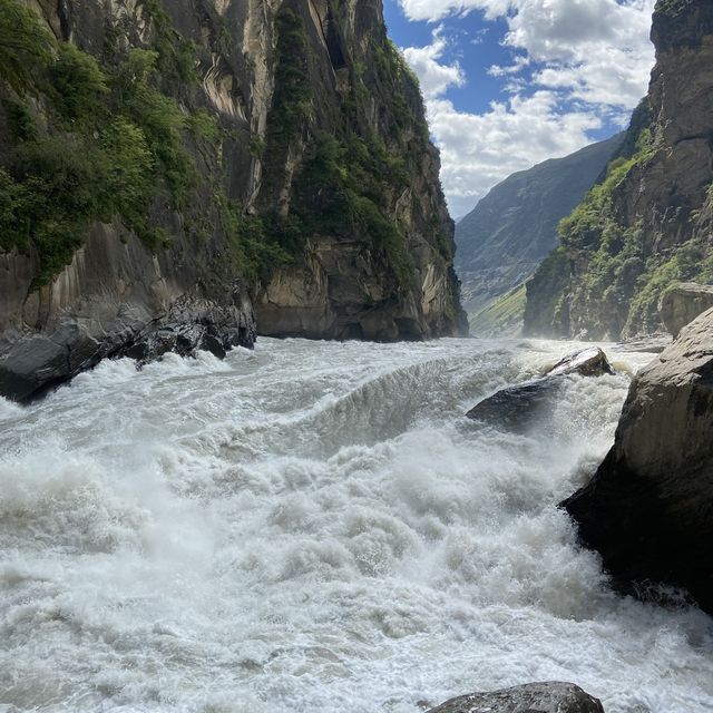 Tiger leaping Gorge 