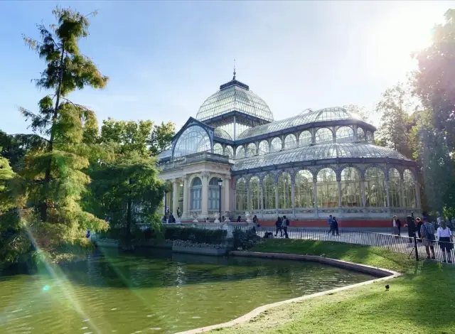 "Must-visit in Madrid, Spain: Crystal Glass Park"