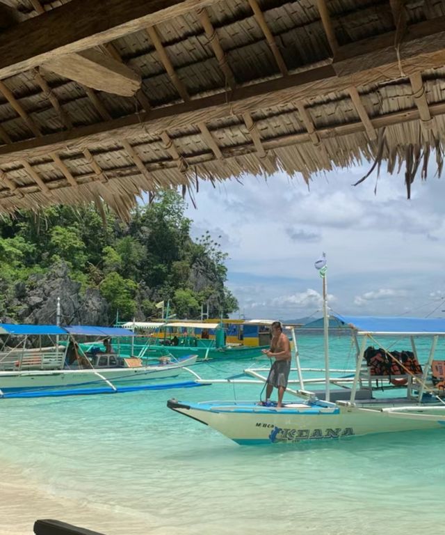 Philippines treehouse vacation, enjoy the beautiful scenery.