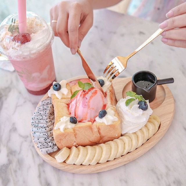 คาเฟ่เล็กๆแห่งใหม่ของเมืองกาญจนบุรี