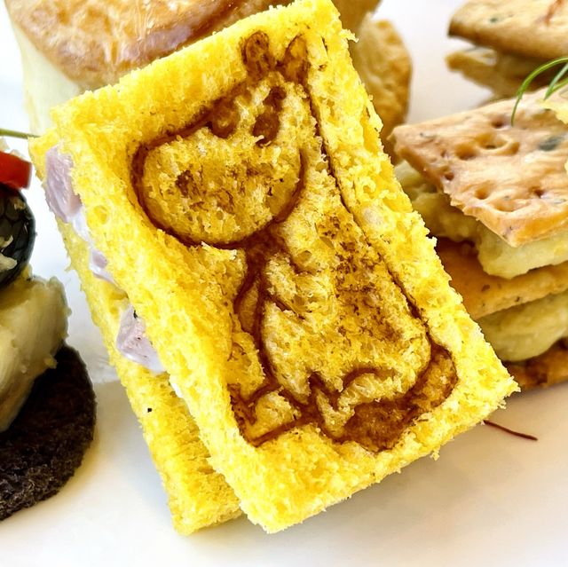 望住靚景嘆期間限定‼️「姆明主題下午茶」