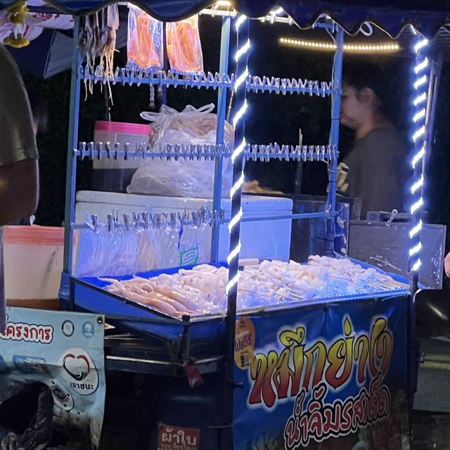 Check out street food at Pattaya 
