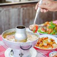 เฮือนฝ้ายคำ ร้านอาหารที่เชียงคาน