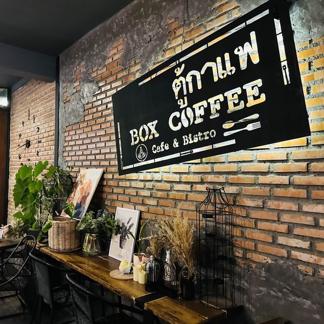 ร้านตู้กาแฟ BOX COFFEE 
