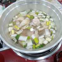 韓国/ソウル【東大門】タッカンマリ通りの老舗！スープが決め手の人気店💛