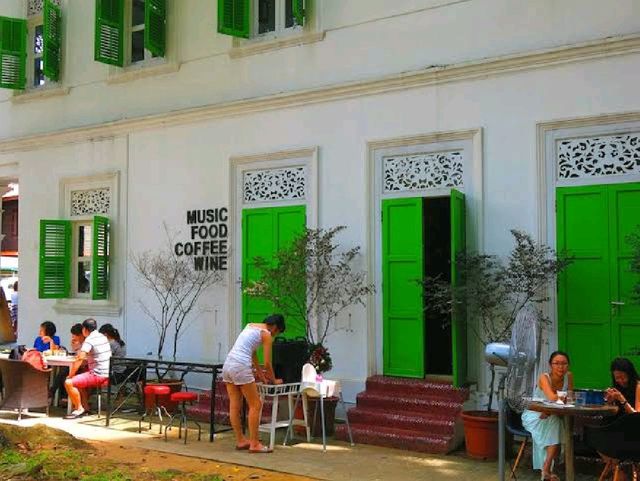 Symmetry Cafe
