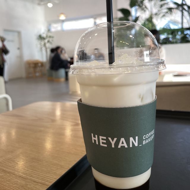 HEYAN카페에 다녀왔어요