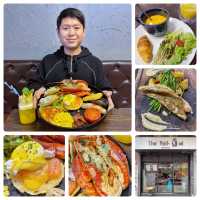 大大盤原隻龍蝦 All Day Breakfast