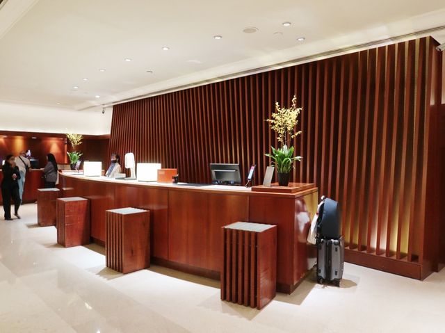 Twin room staycation in Grand Hyatt Hotel
