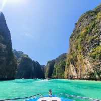 Paradise on Earth | Koh Phi Phi 🌊☀️🌴  