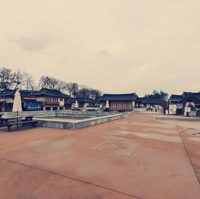 고즈넉한 한옥에서의 하룻밤♡ 한복 필수!