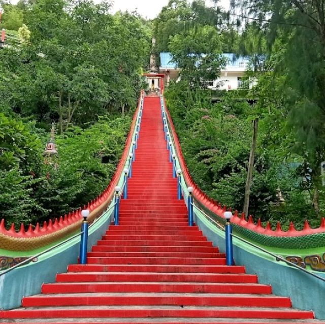 ชมถ้ำมังกรสวรรค์  วัดบ้านถ้ำ กาญจนบุรี