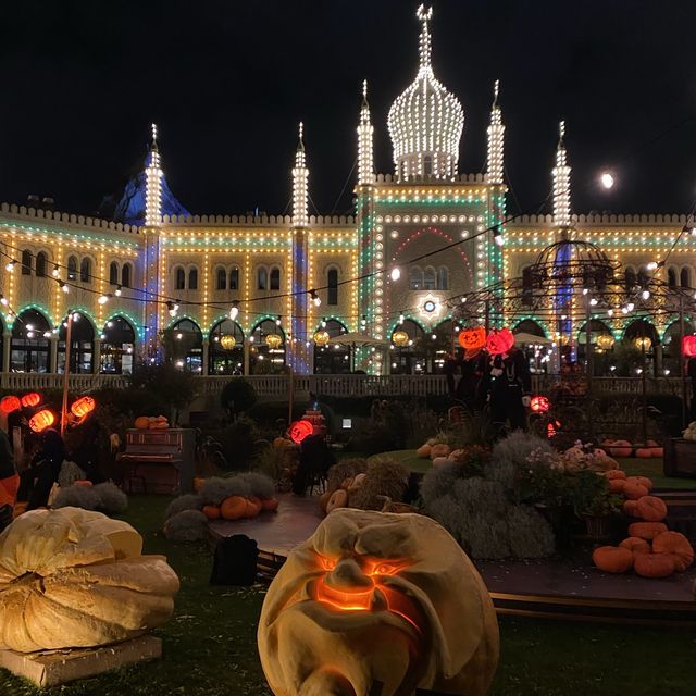 コペンハーゲン、チボリ公園のハロウィン🎃🦇🕸