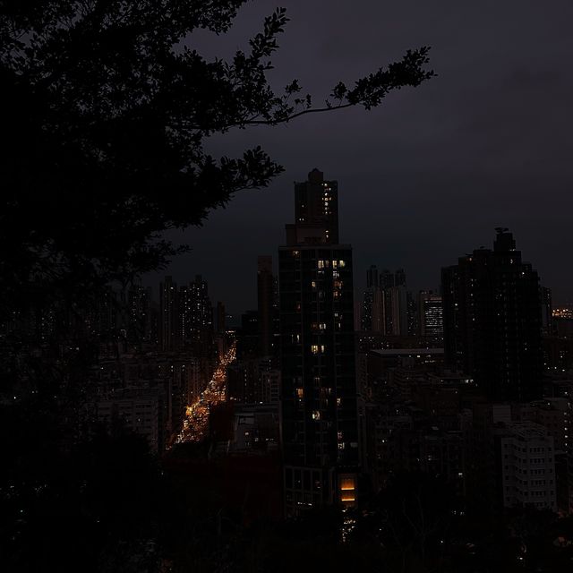 嘉頓山夜景🌃真係幾靚😊✨
