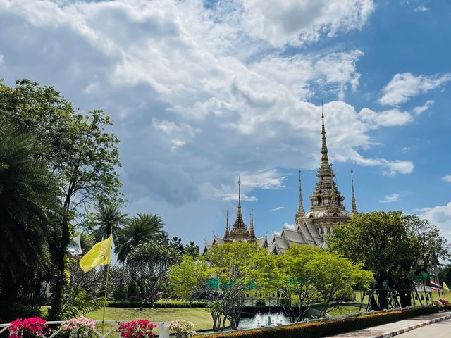 ขอพรสมเด็จโต ที่โคราช