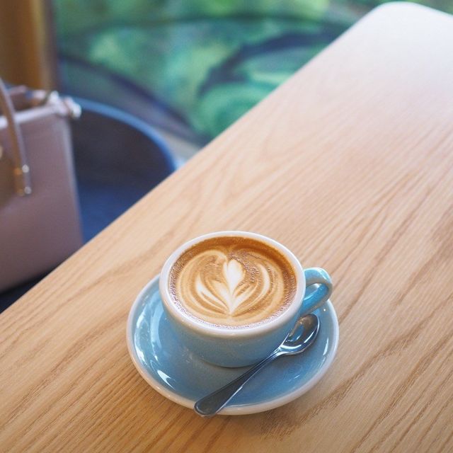 鬧市中綠林風景Cafe