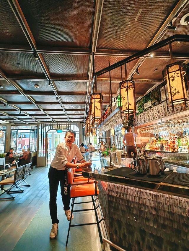 Mott32