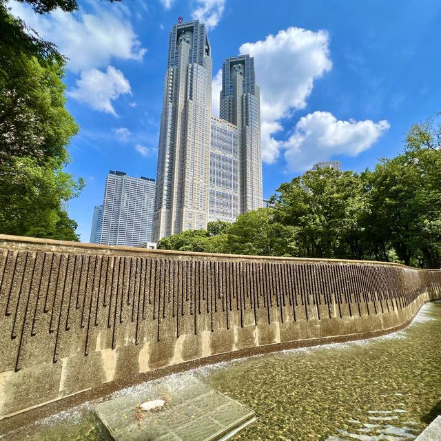 【新宿中央公園〜都会に広がる緑のオアシス〜】