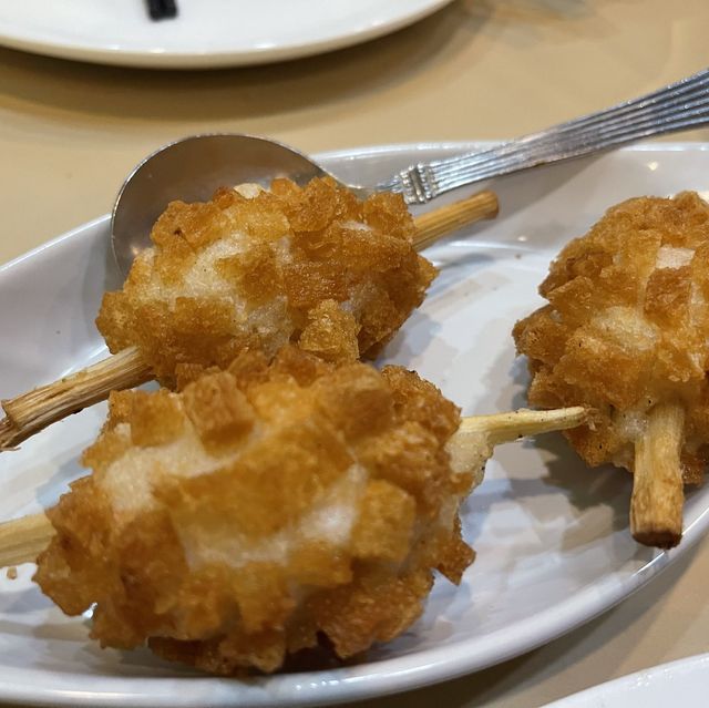 뭄바이에서 가장 유명한 중국식당 “Ling’s Pavilion”