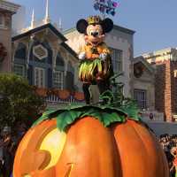🎃 Halloween at HK Disney
