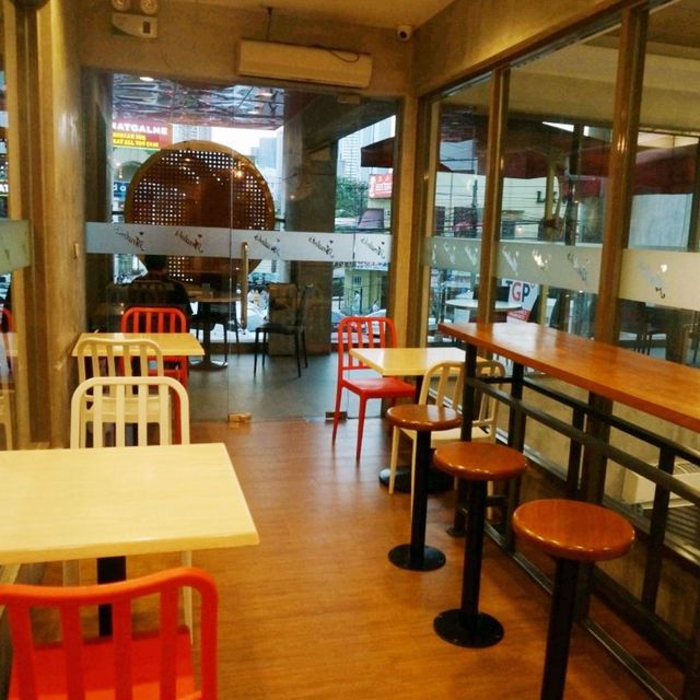 🍛마닐라 마카티(한국의 강남)에서 저렴하게 한끼 먹을 수 있는 깨끗한 식당