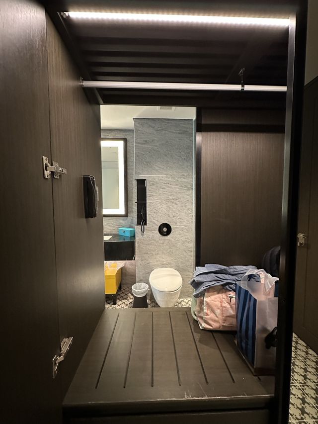 Grand Park City Hall Premier Room 653