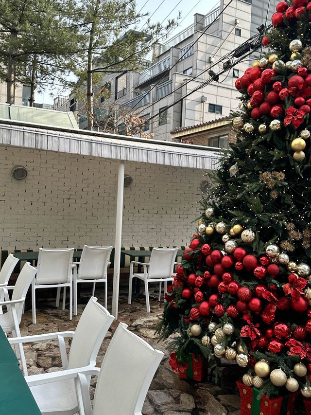 아직 크리스마스 느낌 가득한 포스터리베이커🧁
