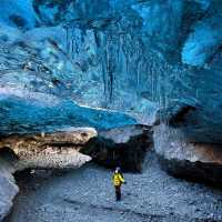 Hang Động Băng xứ Iceland
