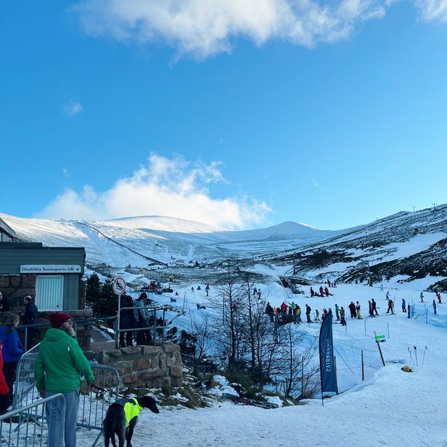 Cairngorm tubbing and snow sports