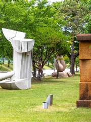 クドゥレ彫刻公園