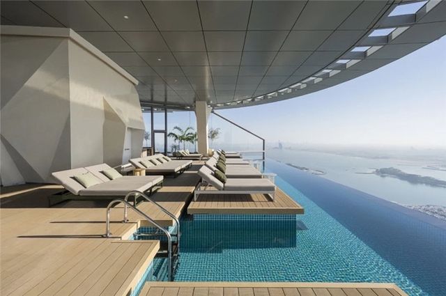 Dubai Palm Tower AURA SKYPOOL Resort Hotel Design Appreciation