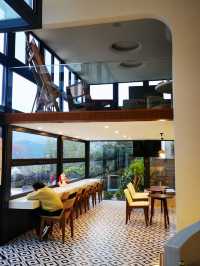 Hidden in the foothills of Moganshan, the Saint Island Villa.