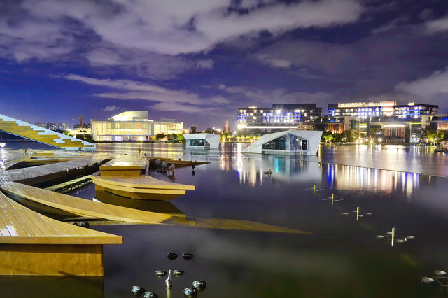 O’PLAZA Happy Coast Water Show Theatre | OCT Harbour