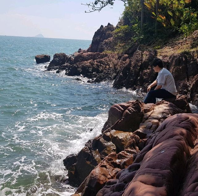 ลานหินสีชมพู เขตห้ามล่าสัตว์คุ้งกระเบน จันทบุรี