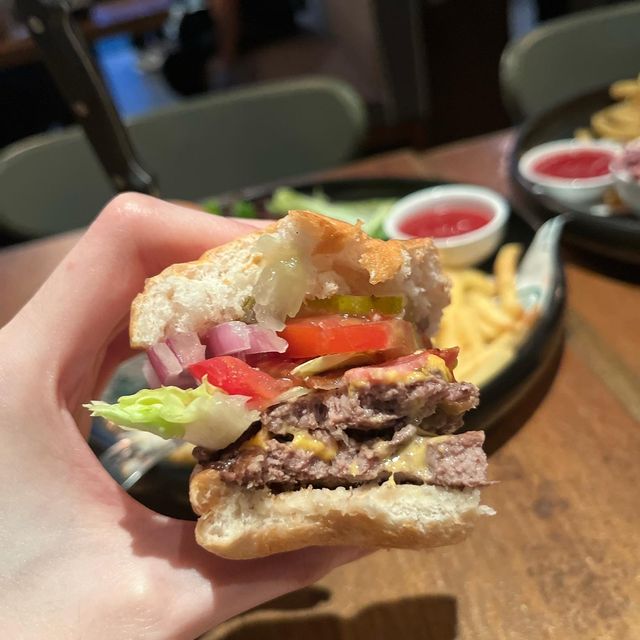🐷 西灣河食豬必去西餐廳❗️