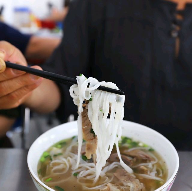 다낭 포홍 3대 쌀국수 맛집 * QUAN PHO HONG