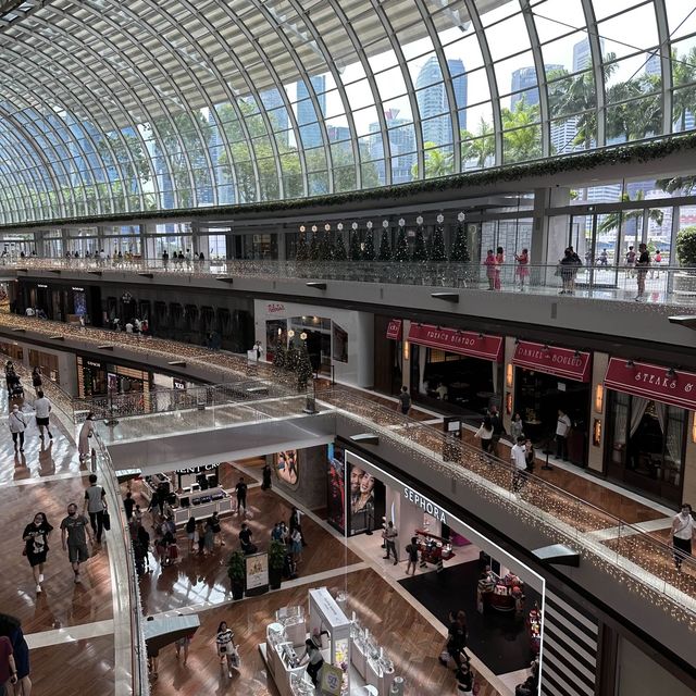Shopping hub with all brands under one roof