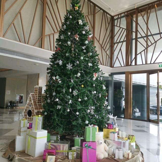 holiday inn suite Rayong