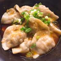 台灣｜台北 韓記老虎麵 超讚紅油水餃（花生粉）